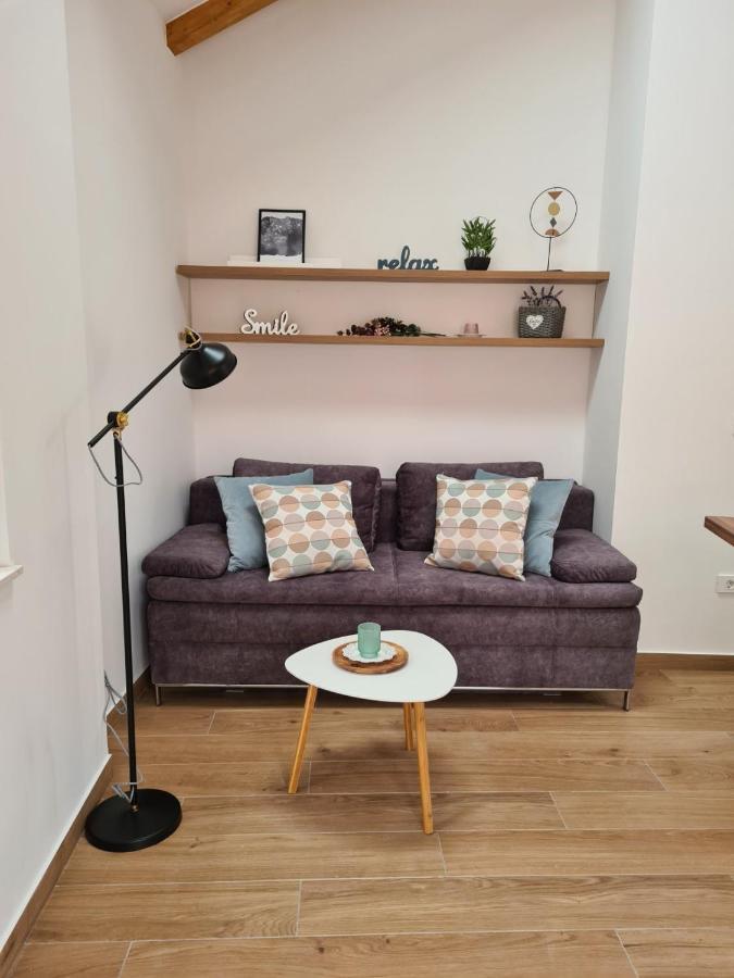 Apartman Bracera Примоштен Экстерьер фото